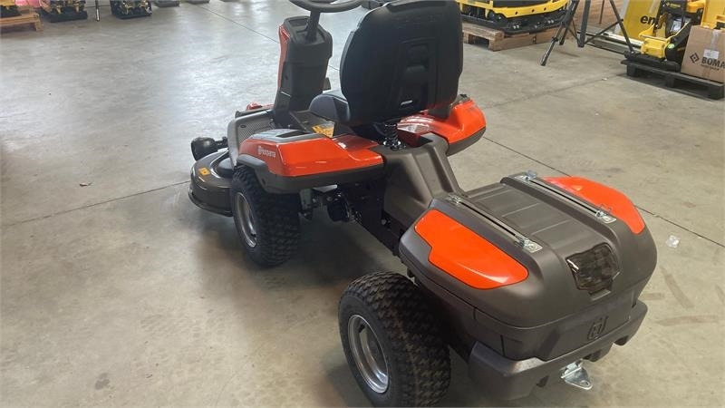 Husqvarna R200IX AWD Elektrisk - Косачка за трева: снимка 4 Husqvarna R200IX AWD Elektrisk - Косачка за трева: снимка 4