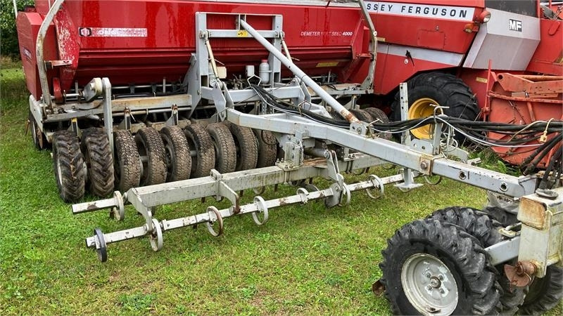 Kongskilde DEMETER MULTISEED 4000 - Сеялка: снимка 2 Kongskilde DEMETER MULTISEED 4000 - Сеялка: снимка 2