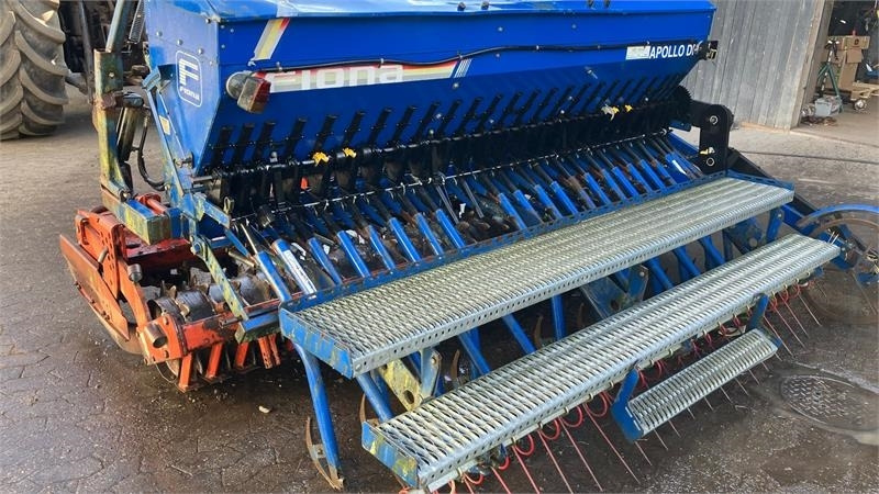 Kuhn HR 3001 M med Fiona Apollo - Комбинирана сеялка: снимка 3 Kuhn HR 3001 M med Fiona Apollo - Комбинирана сеялка: снимка 3