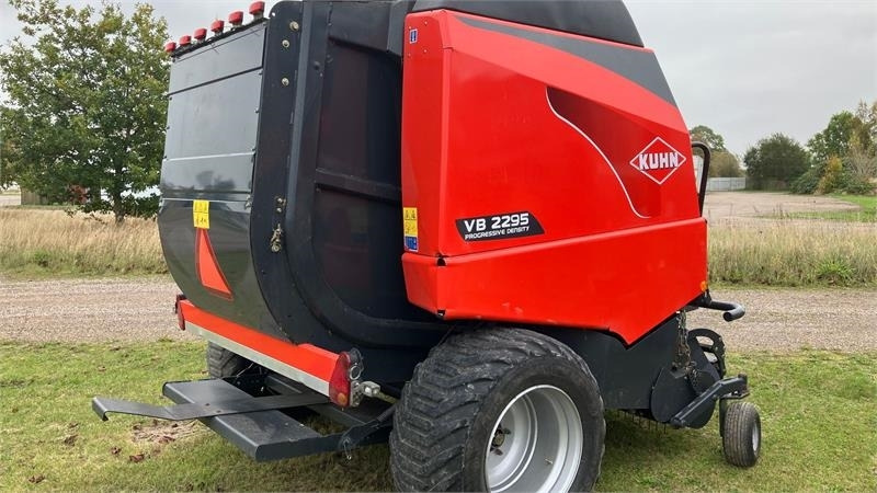 Kuhn VB 2295 - Рулонна сламопреса: снимка 4 Kuhn VB 2295 - Рулонна сламопреса: снимка 4
