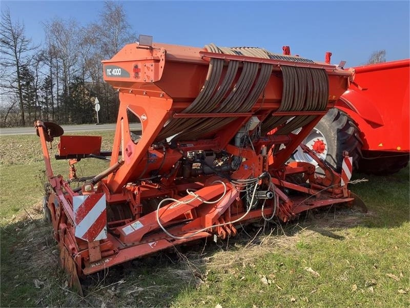 Kuhn Venta NC 4000 Combiliner - Комбинирана сеялка: снимка 1 Kuhn Venta NC 4000 Combiliner - Комбинирана сеялка: снимка 1