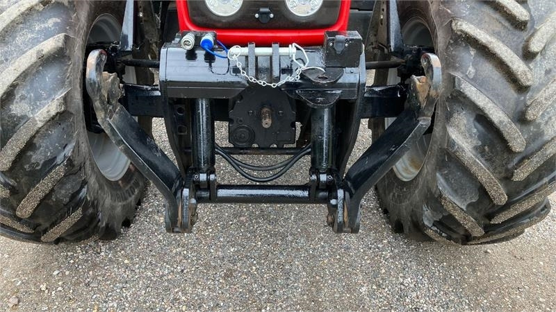 Massey Ferguson 6470 Dyna 6 - Трактор: снимка 5 Massey Ferguson 6470 Dyna 6 - Трактор: снимка 5