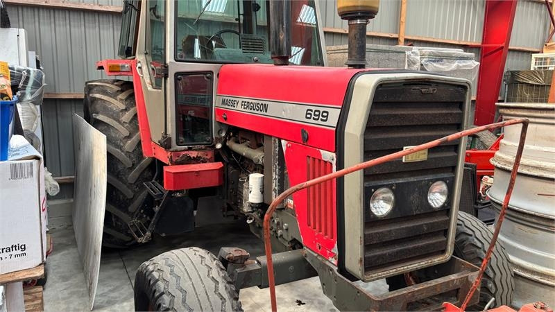 Massey Ferguson 699 - Трактор: снимка 1 Massey Ferguson 699 - Трактор: снимка 1