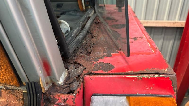 Massey Ferguson 699 - Трактор: снимка 2 Massey Ferguson 699 - Трактор: снимка 2