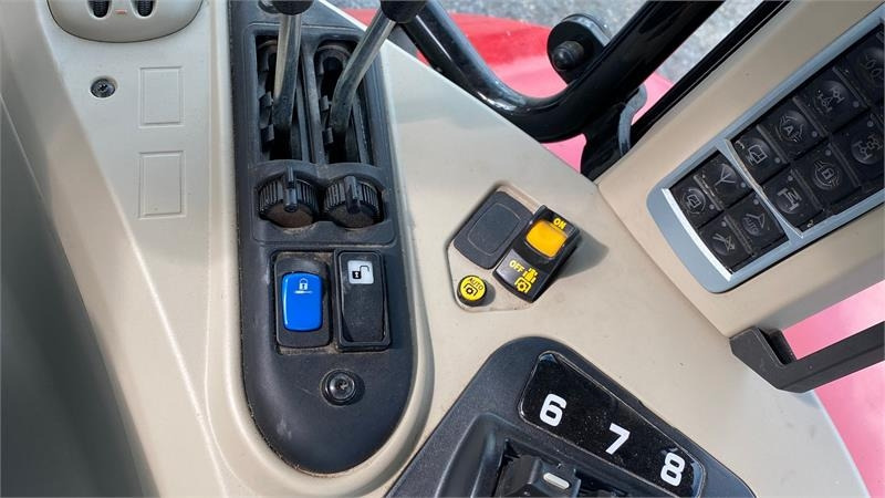 Massey Ferguson 7718S Dyna 6 Efficient inkl. FL4327 Frontlæsser - Трактор: снимка 5 Massey Ferguson 7718S Dyna 6 Efficient inkl. FL4327 Frontlæsser - Трактор: снимка 5