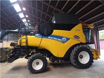 New Holland CR9.80 - Зърнокомбайн: снимка 1 New Holland CR9.80 - Зърнокомбайн: снимка 1