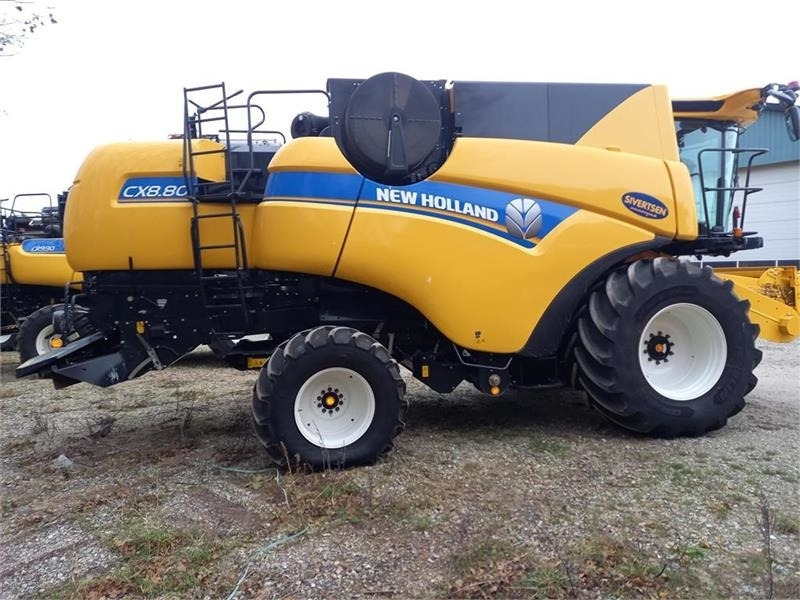 New Holland CX8.80 SLH med 25 fods Varifeed - Зърнокомбайн: снимка 3 New Holland CX8.80 SLH med 25 fods Varifeed - Зърнокомбайн: снимка 3