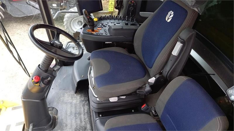 Зърнокомбайн New Holland CX8.80 SLH med 25 fods Varifeed: снимка 6 Зърнокомбайн New Holland CX8.80 SLH med 25 fods Varifeed: снимка 6