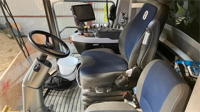 New Holland CX8.90 SLH - Зърнокомбайн: снимка 5 New Holland CX8.90 SLH - Зърнокомбайн: снимка 5