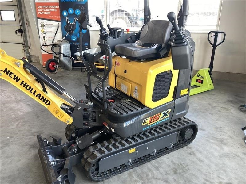 New Holland E15x Elektrisk - Мини багер: снимка 2 New Holland E15x Elektrisk - Мини багер: снимка 2