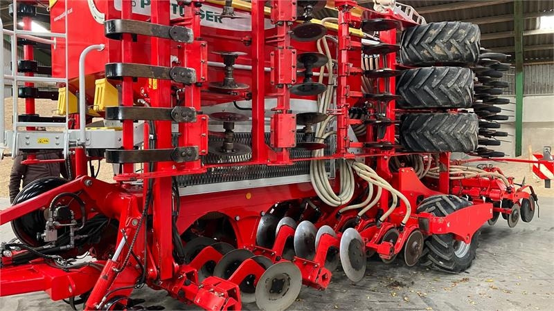 Pöttinger Terrasem C6 Fertilizer - Сеялка: снимка 2 Pöttinger Terrasem C6 Fertilizer - Сеялка: снимка 2