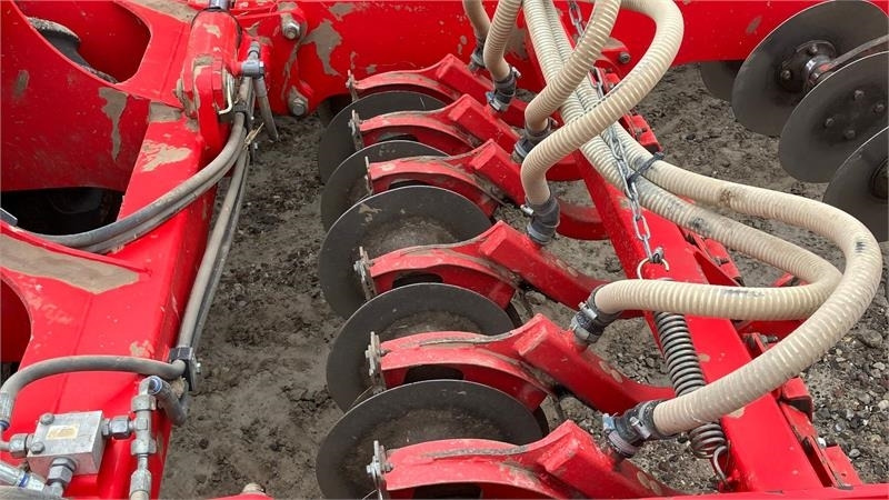 Pöttinger Terrasem C6 Fertilizer - Сеялка: снимка 5 Pöttinger Terrasem C6 Fertilizer - Сеялка: снимка 5