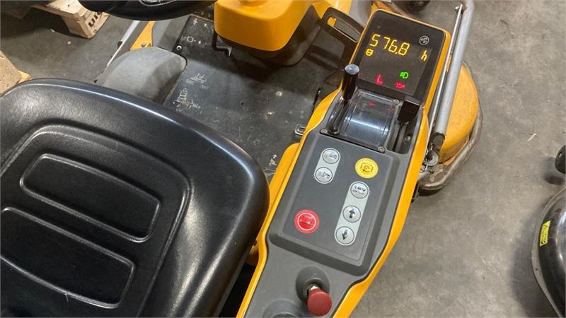 Stiga Park Pro 540IX 4WD 125 Combi Pro el. - Косачка за трева: снимка 5 Stiga Park Pro 540IX 4WD 125 Combi Pro el. - Косачка за трева: снимка 5