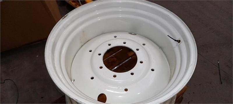 Titan Svejste fælge............ 15x30 - Джанта за Селскостопанска техника: снимка 2 Titan Svejste fælge............ 15x30 - Джанта за Селскостопанска техника: снимка 2