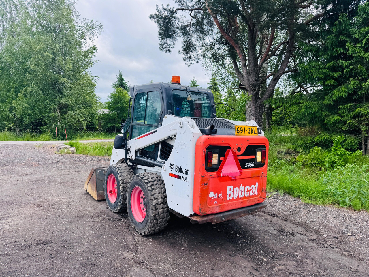 BOBCAT S450 - Мини челен товарач: снимка 3 BOBCAT S450 - Мини челен товарач: снимка 3