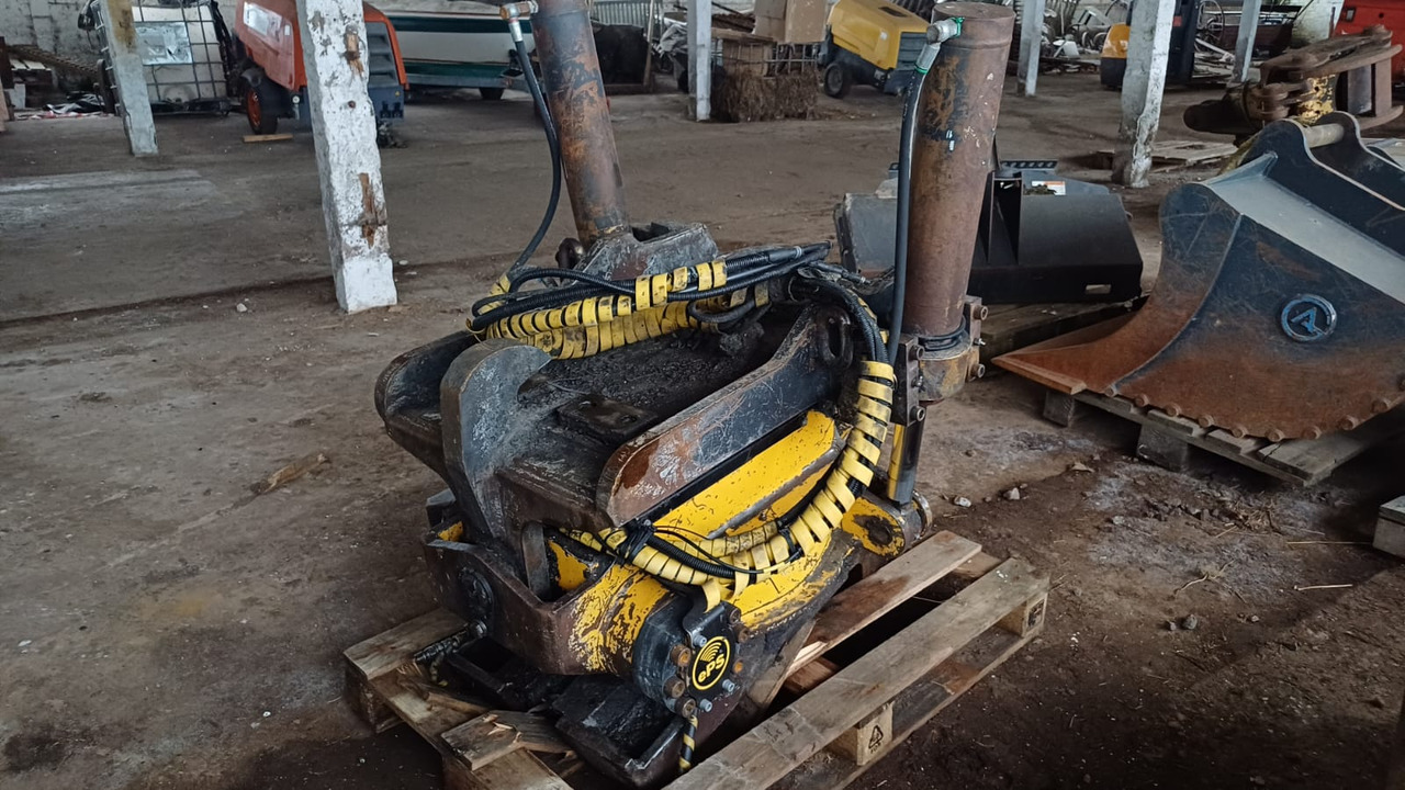 ENGCON EC30 - Тилтротатор: снимка 2 ENGCON EC30 - Тилтротатор: снимка 2