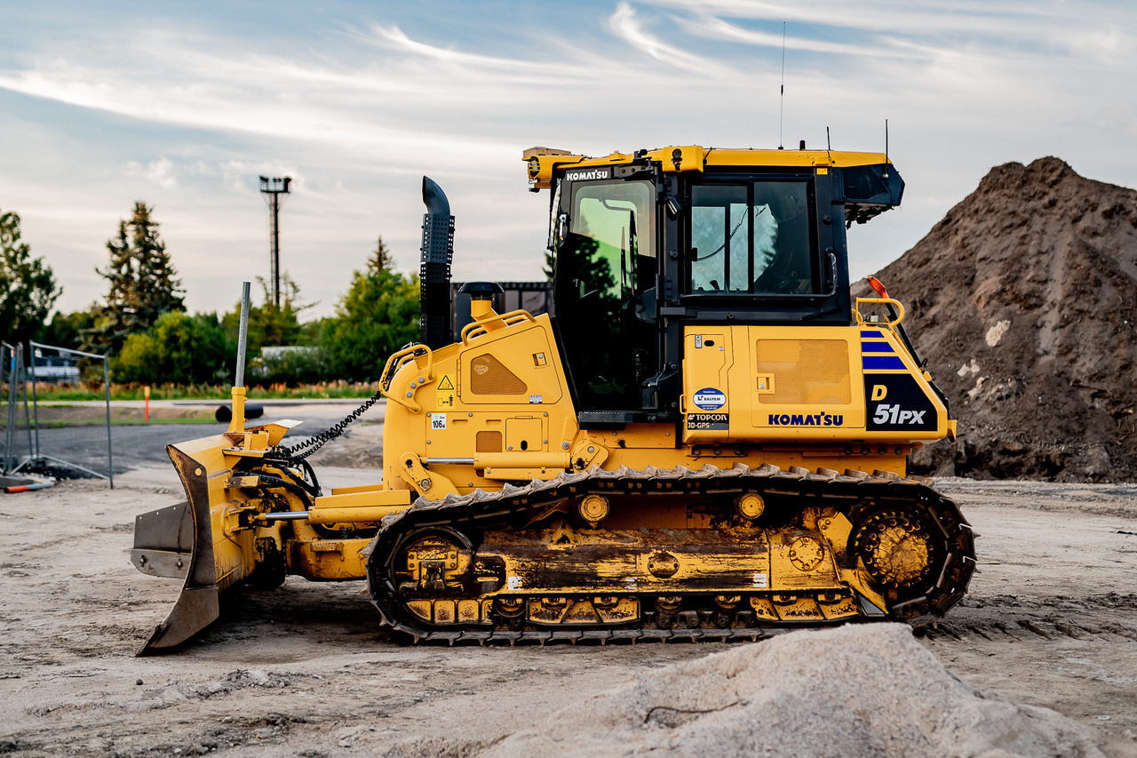 KOMATSU D51PX - Булдозер: снимка 1 KOMATSU D51PX - Булдозер: снимка 1