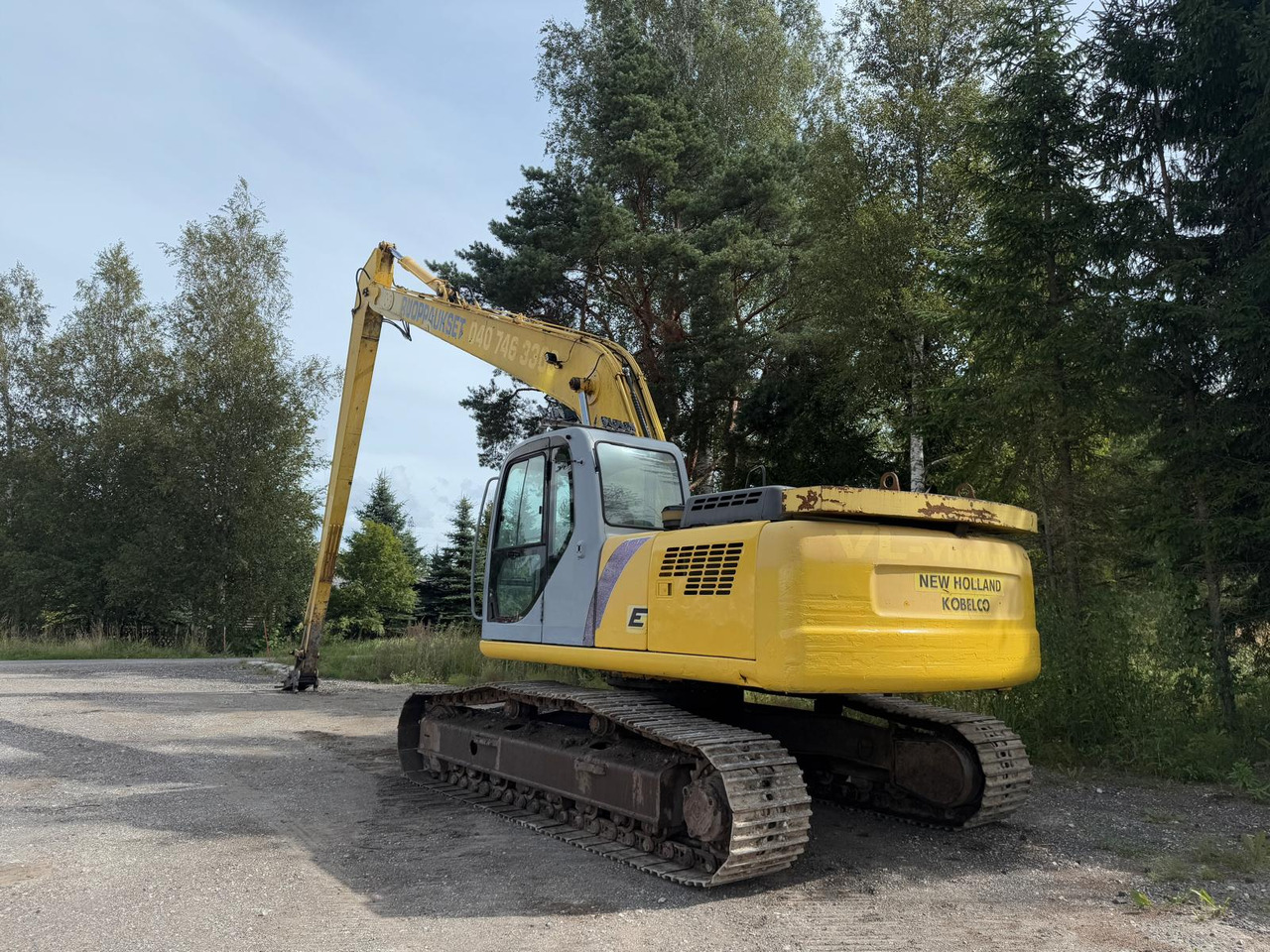 New Holland E 215 - Верижен багер: снимка 3 New Holland E 215 - Верижен багер: снимка 3