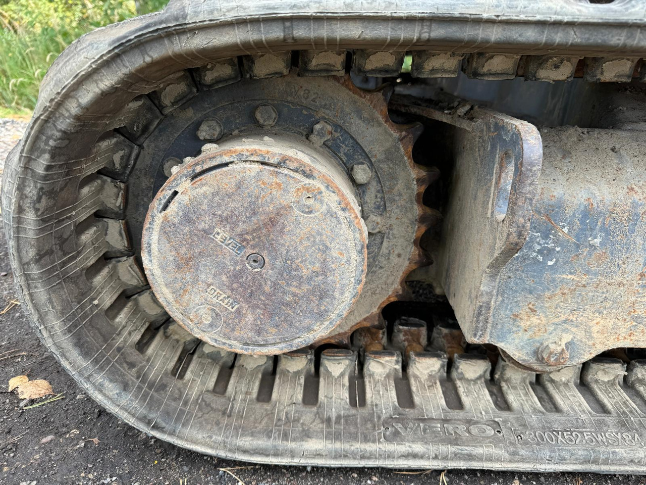 Мини багер VOLVO EC35C: снимка 9