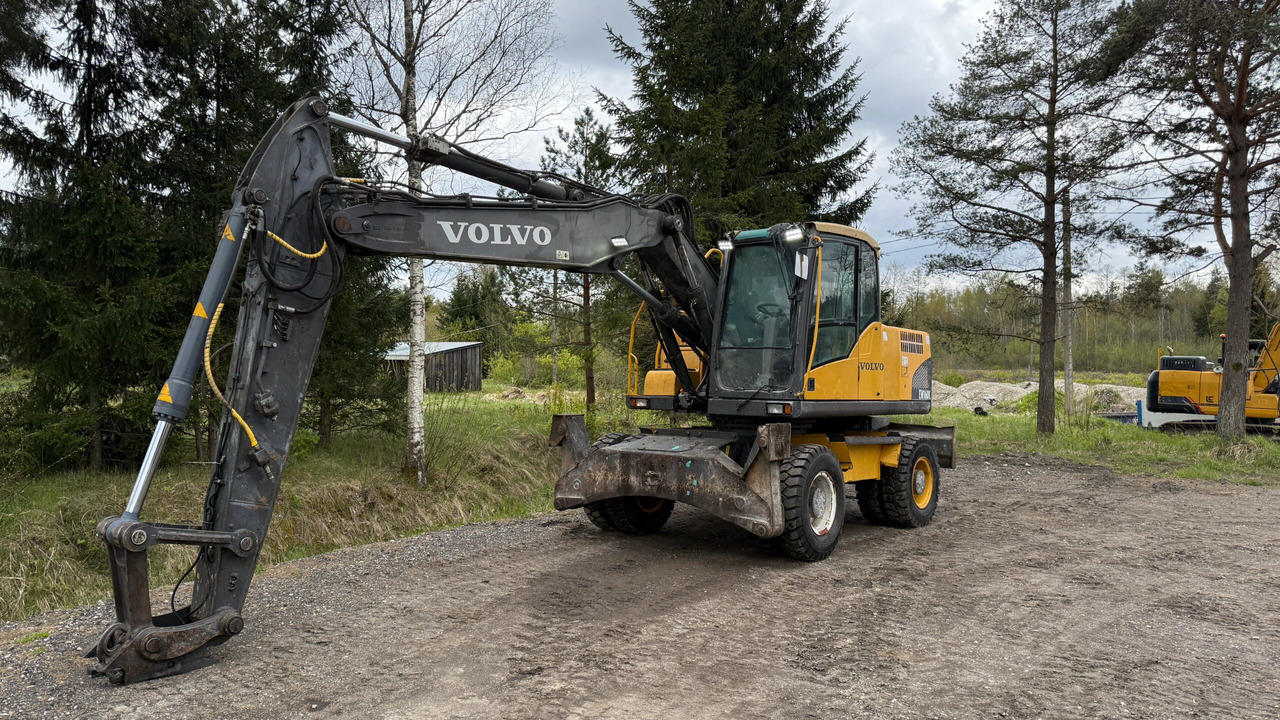 VOLVO EW160C - Колесен багер: снимка 1 VOLVO EW160C - Колесен багер: снимка 1
