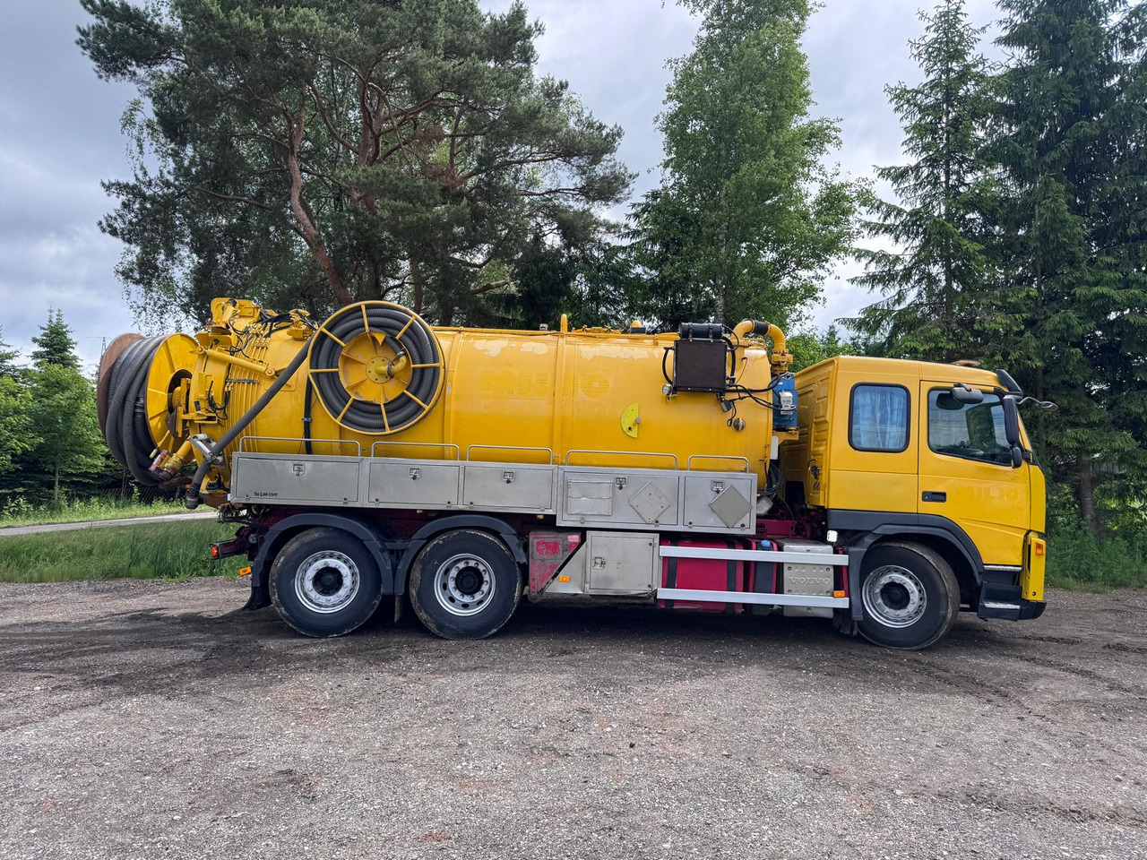 VOLVO FM 460 ADR - Каналопочистваща машина: снимка 5 VOLVO FM 460 ADR - Каналопочистваща машина: снимка 5