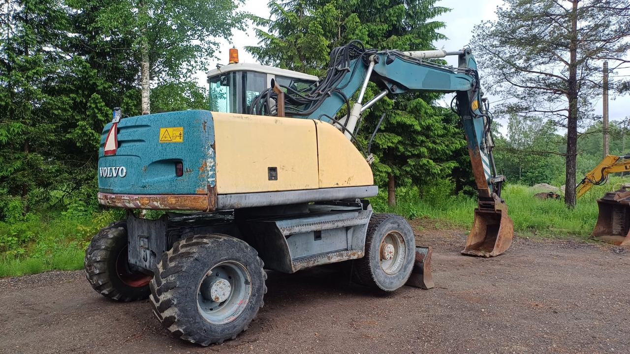 Volvo EW140 - Колесен багер: снимка 4 Volvo EW140 - Колесен багер: снимка 4
