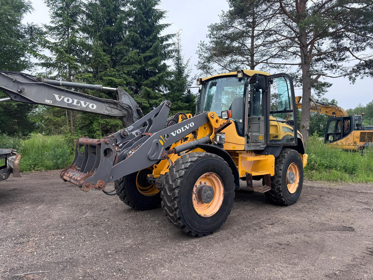Volvo L45F-TP/S - Колесен товарач: снимка 1 Volvo L45F-TP/S - Колесен товарач: снимка 1