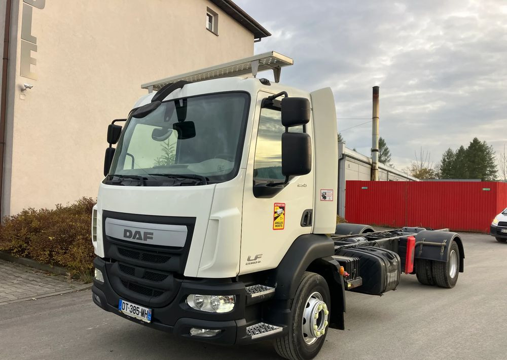 DAF Daf FL 16.250 euro 6 ramo do zabudowy - Шаси кабина: снимка 1 DAF Daf FL 16.250 euro 6 ramo do zabudowy - Шаси кабина: снимка 1
