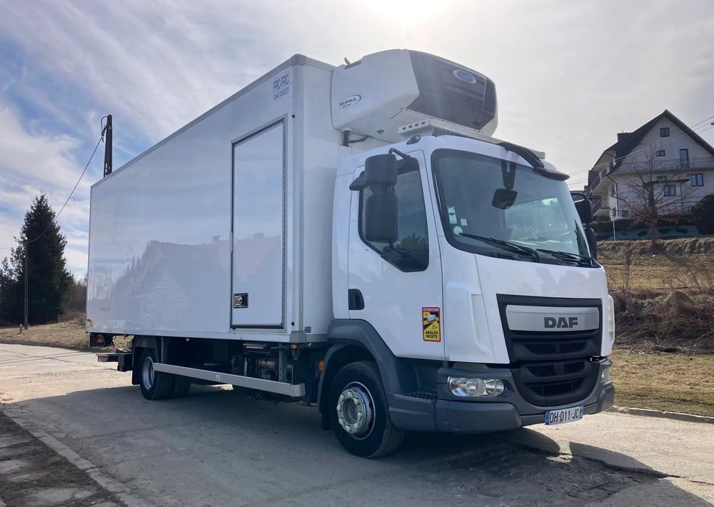 DAF Daf LF 12.210 chłodnia multi temperatura 16 palet - Рефрижератор камион: снимка 2 DAF Daf LF 12.210 chłodnia multi temperatura 16 palet - Рефрижератор камион: снимка 2