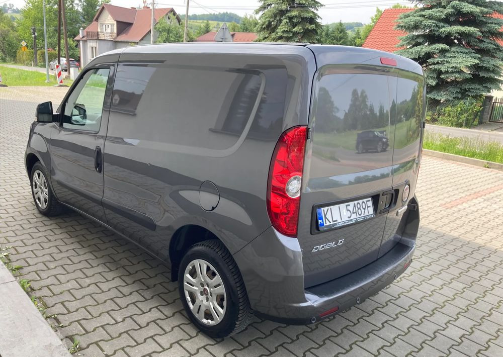 Fiat FIAT DOBLO 3 OSOBOWY krótki parnter berlingo - Товарен бус: снимка 3 Fiat FIAT DOBLO 3 OSOBOWY krótki parnter berlingo - Товарен бус: снимка 3