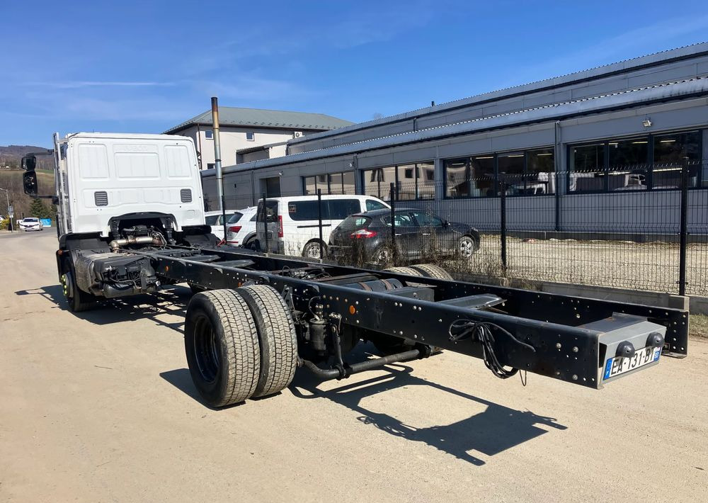 Iveco Iveco Eurocargo 1621 euro6 Rama do zabudowy - Шаси кабина: снимка 3 Iveco Iveco Eurocargo 1621 euro6 Rama do zabudowy - Шаси кабина: снимка 3