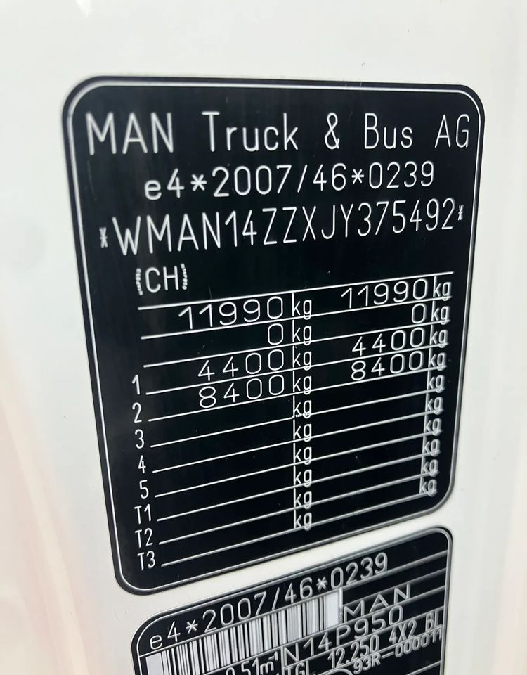 MAN Man TGM 12.250 euro 6 ramo do zabudowy Pomoc drogowa laweta kiper - Шаси кабина: снимка 3 MAN Man TGM 12.250 euro 6 ramo do zabudowy Pomoc drogowa laweta kiper - Шаси кабина: снимка 3