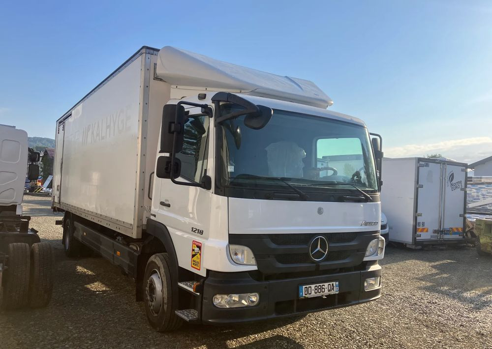 Mercedes-Benz Atego 1218 kurierka kontener - Камион фургон: снимка 1 Mercedes-Benz Atego 1218 kurierka kontener - Камион фургон: снимка 1