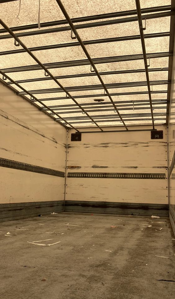 Mercedes-Benz Atego 1218 kurierka kontener - Камион фургон: снимка 5 Mercedes-Benz Atego 1218 kurierka kontener - Камион фургон: снимка 5