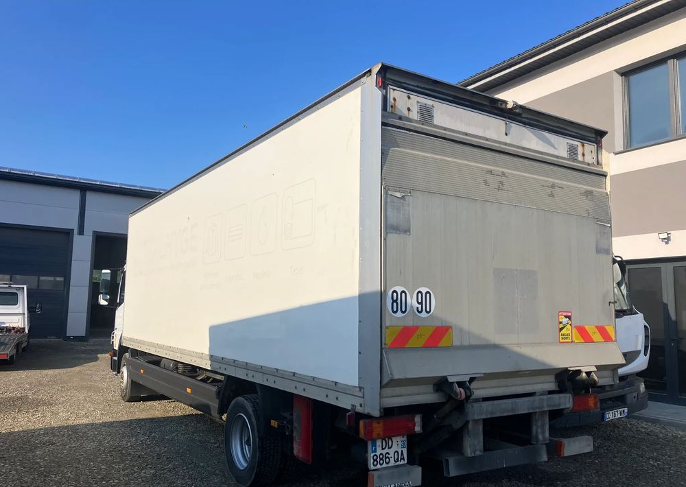 Mercedes-Benz Atego 1218 kurierka kontener - Камион фургон: снимка 3 Mercedes-Benz Atego 1218 kurierka kontener - Камион фургон: снимка 3