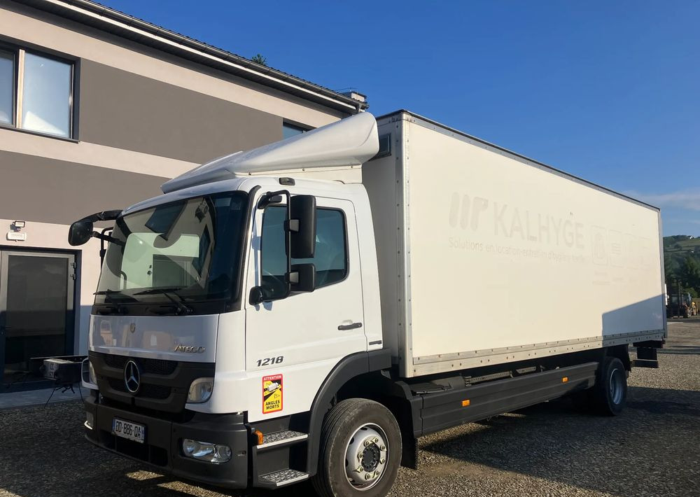 Mercedes-Benz Atego 1218 kurierka kontener - Камион фургон: снимка 2 Mercedes-Benz Atego 1218 kurierka kontener - Камион фургон: снимка 2