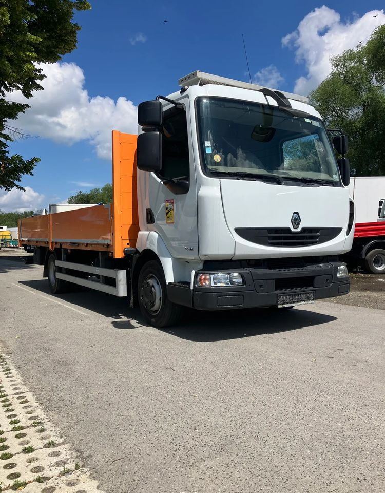 Renault Midlum 180 dxi burtówka skrzynia paka - Бордови камион: снимка 2 Renault Midlum 180 dxi burtówka skrzynia paka - Бордови камион: снимка 2