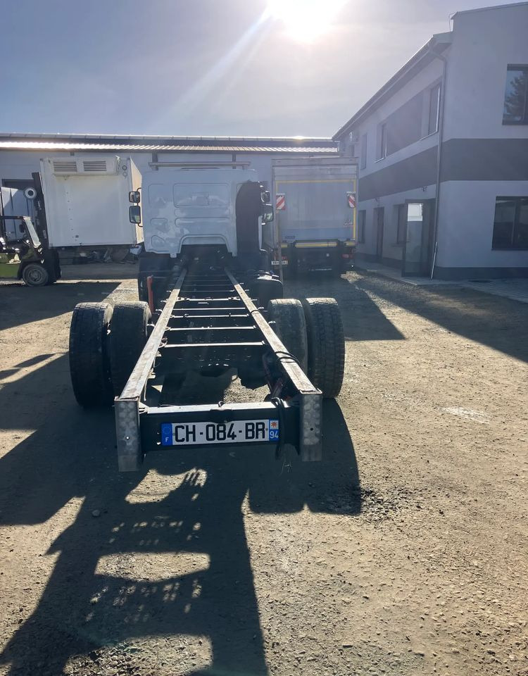 Renault RENAULT Premium 280 ramo do zabudowy - Шаси кабина: снимка 4 Renault RENAULT Premium 280 ramo do zabudowy - Шаси кабина: снимка 4