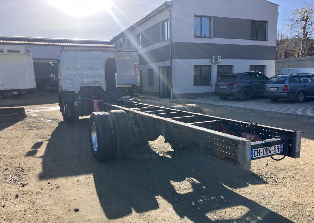 Renault RENAULT Premium 280 ramo do zabudowy - Шаси кабина: снимка 3 Renault RENAULT Premium 280 ramo do zabudowy - Шаси кабина: снимка 3