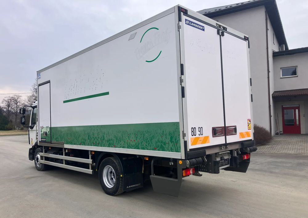 Renault Renault Gama D 250 chłodnia izoterma 16 PALET - Рефрижератор камион: снимка 4 Renault Renault Gama D 250 chłodnia izoterma 16 PALET - Рефрижератор камион: снимка 4