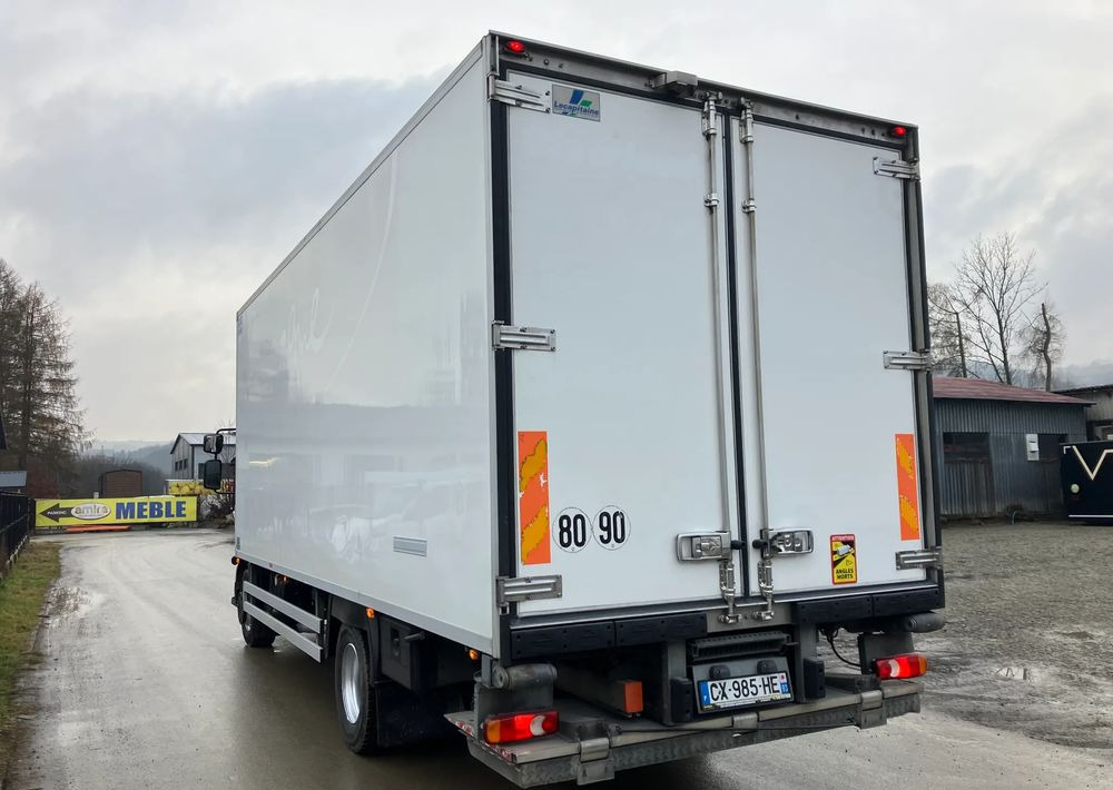 Renault Renault Midlum 220chłodnia izoterma - Рефрижератор камион: снимка 4 Renault Renault Midlum 220chłodnia izoterma - Рефрижератор камион: снимка 4