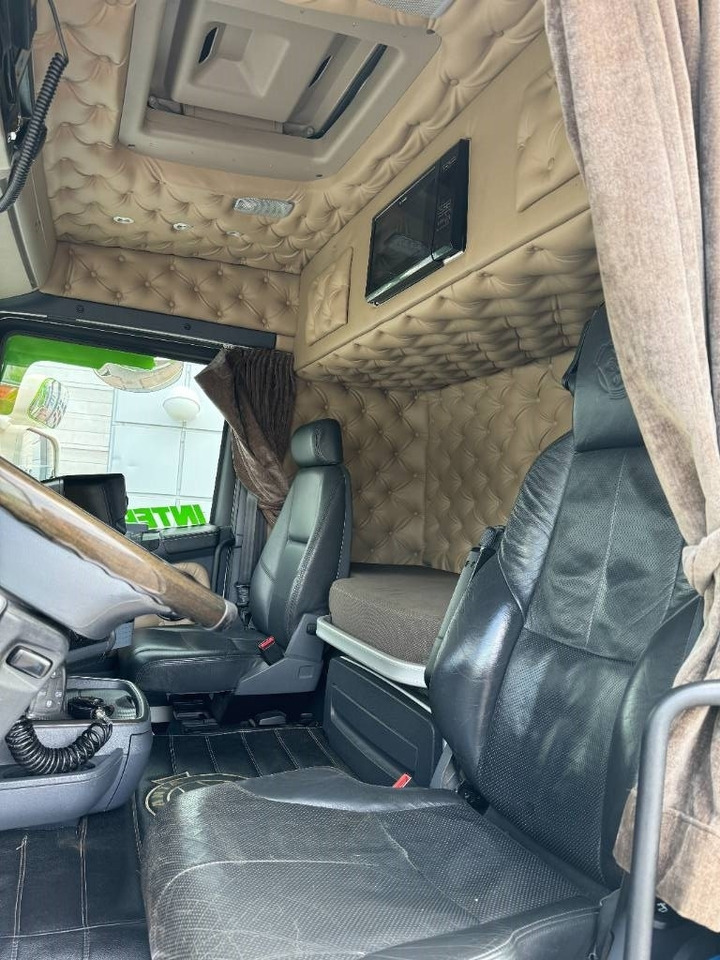 Scania R 520 LB8x4*4 - Мултилифт с кука камион: снимка 2 Scania R 520 LB8x4*4 - Мултилифт с кука камион: снимка 2