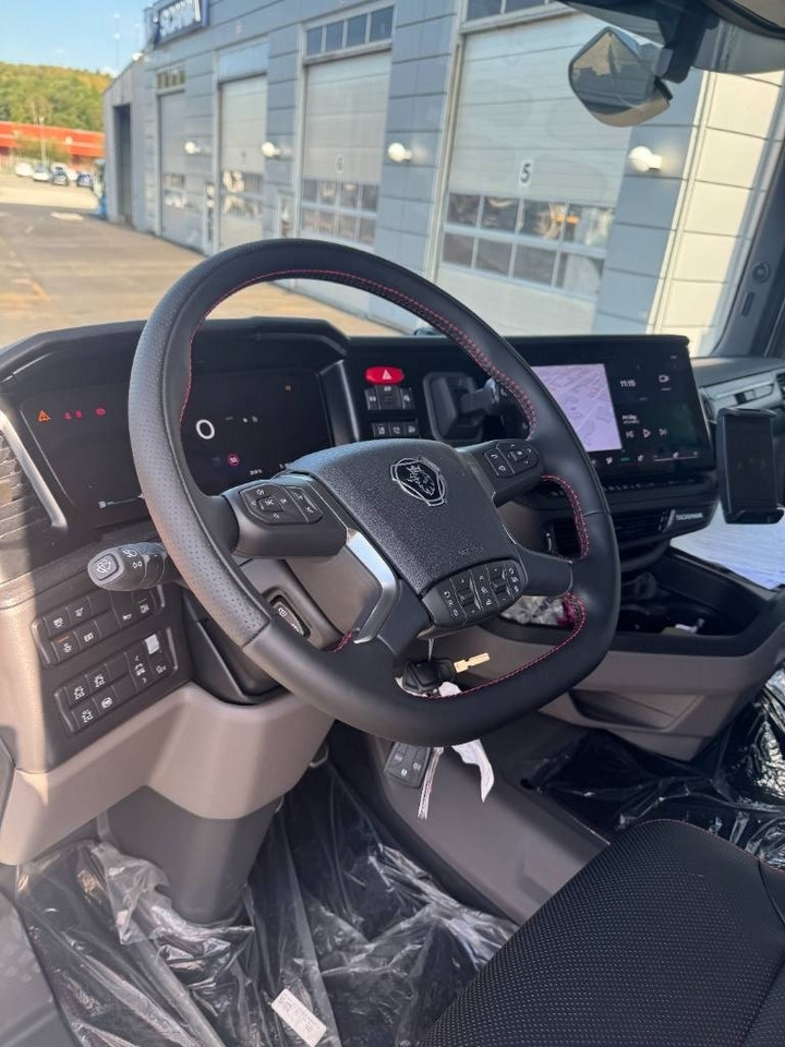 Scania R 590 8x4*4 Joab Lastväxlare - Мултилифт с кука камион: снимка 2 Scania R 590 8x4*4 Joab Lastväxlare - Мултилифт с кука камион: снимка 2