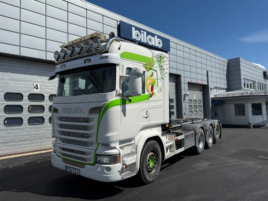 Scania R520LB8X4*4HNB - Мултилифт с кука камион: снимка 1 Scania R520LB8X4*4HNB - Мултилифт с кука камион: снимка 1