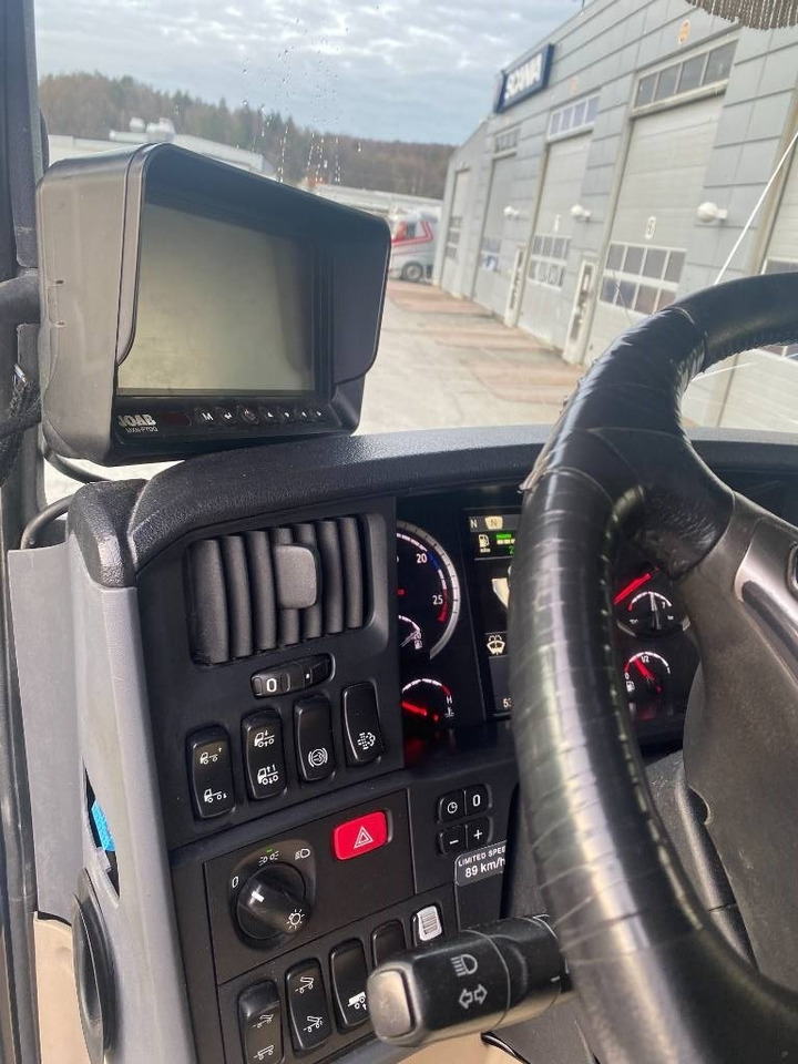 Scania R580lb8x4*4hna - Мултилифт с кука камион: снимка 5 Scania R580lb8x4*4hna - Мултилифт с кука камион: снимка 5