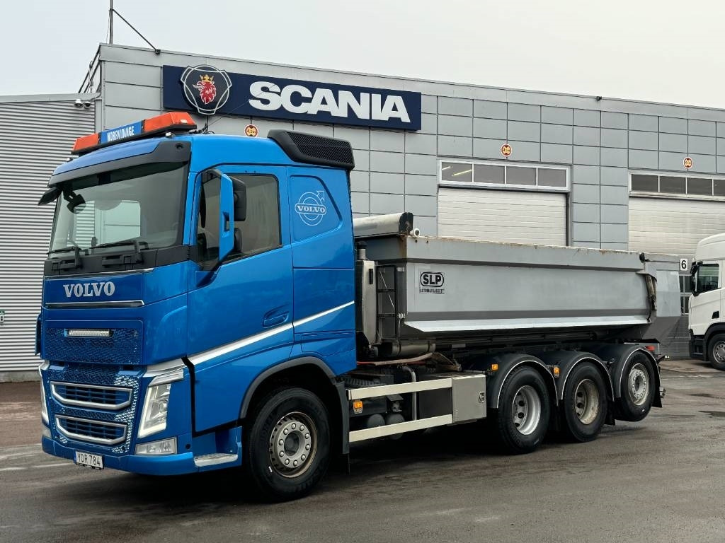 Volvo FH 540 8x4 SLP Automatkassett ekipage - Самосвал камион: снимка 3 Volvo FH 540 8x4 SLP Automatkassett ekipage - Самосвал камион: снимка 3