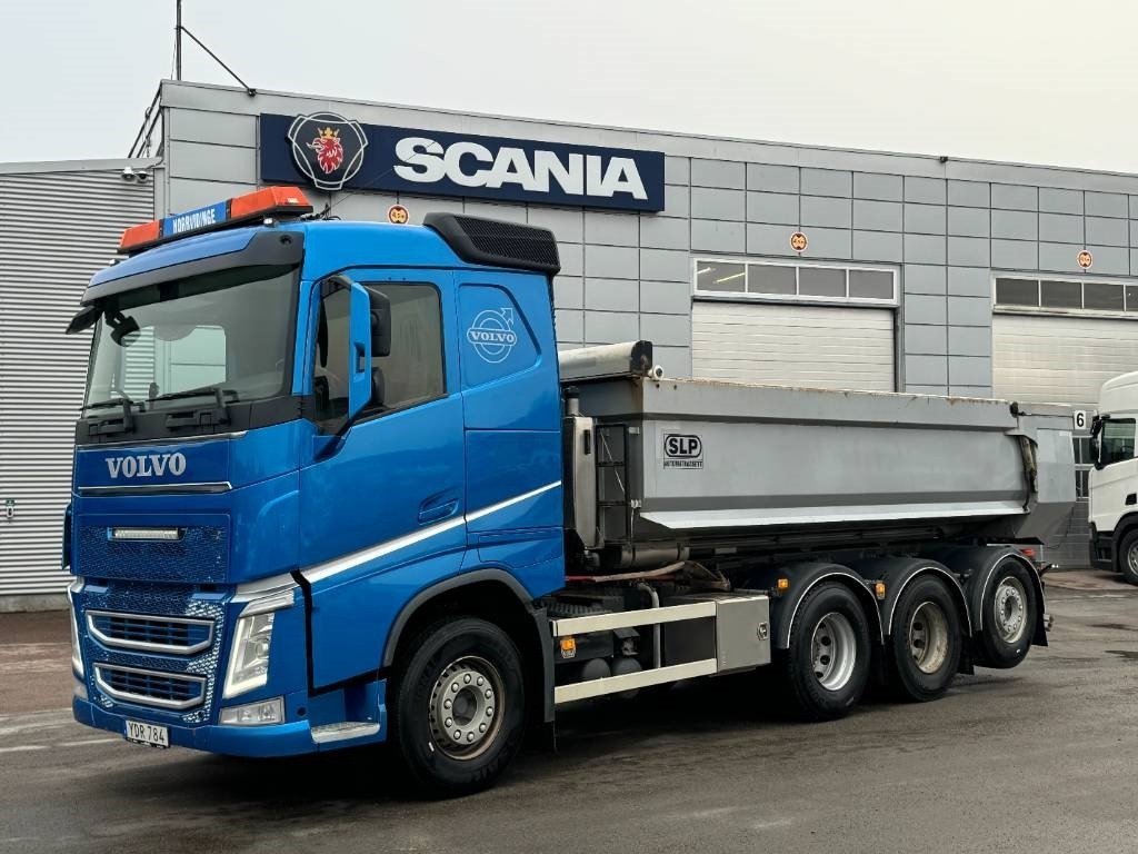 Volvo FH 540 8x4 SLP Automatkassett ekipage - Самосвал камион: снимка 2 Volvo FH 540 8x4 SLP Automatkassett ekipage - Самосвал камион: снимка 2