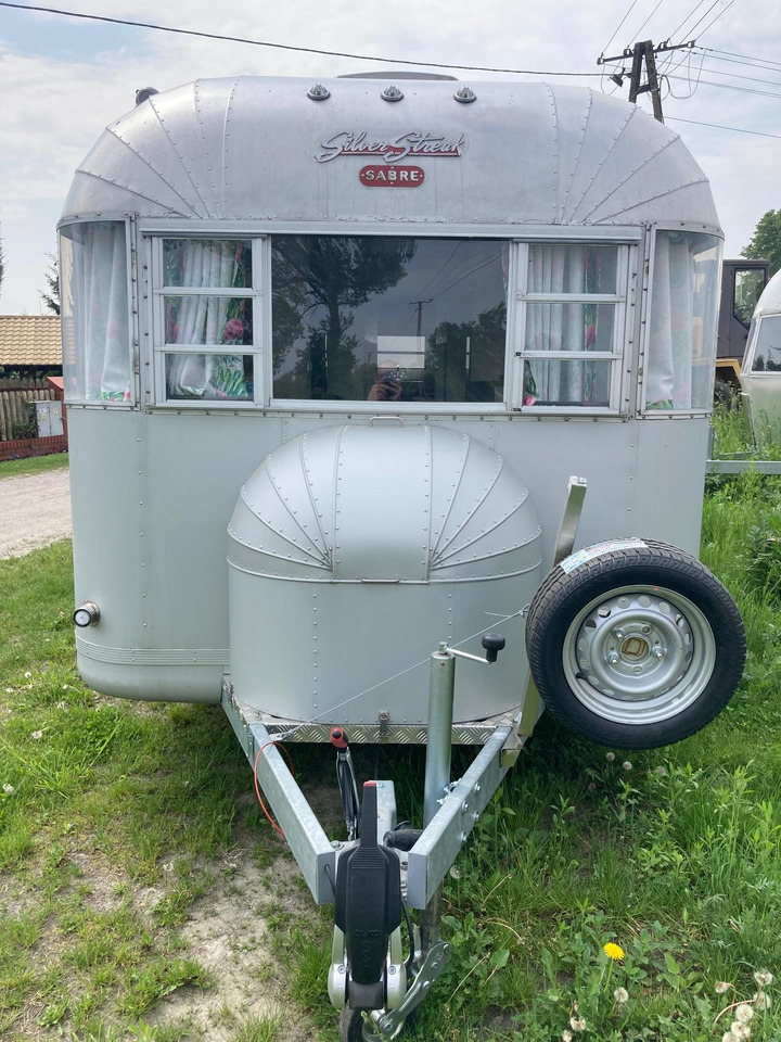 1968 Airstream Silver Streak 1968 Airstream Silver Streak – Fully Rebuilt Vintage Travel Trailer - Каравана: снимка 4 1968 Airstream Silver Streak 1968 Airstream Silver Streak – Fully Rebuilt Vintage Travel Trailer - Каравана: снимка 4