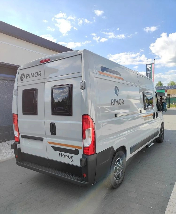 Fiat Ducato Rimor Horus 45 NEW AUTOMAT Grau Truma Diesel Lampen FULL LED 4-Sitzer - Кемпер ван: снимка 5 Fiat Ducato Rimor Horus 45 NEW AUTOMAT Grau Truma Diesel Lampen FULL LED 4-Sitzer - Кемпер ван: снимка 5