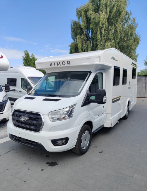 RIMOR Rimor KILIG 95 Plus NEW Retrofitted 5 Passenger Winter Camera Navigation - Кемпер ван: снимка 2 RIMOR Rimor KILIG 95 Plus NEW Retrofitted 5 Passenger Winter Camera Navigation - Кемпер ван: снимка 2